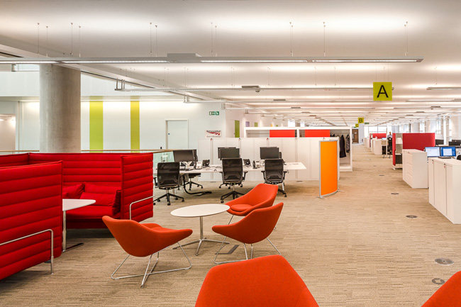 corporate lighting project - suspended aluminium profiles, network rail