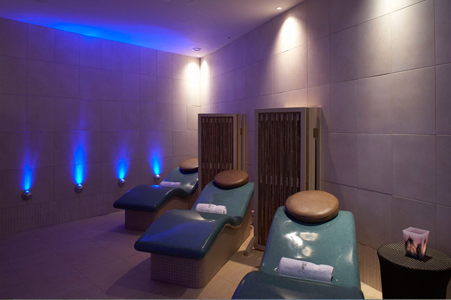 hospitality lighting project - wall uplighting, royal yacht hotel, jersey